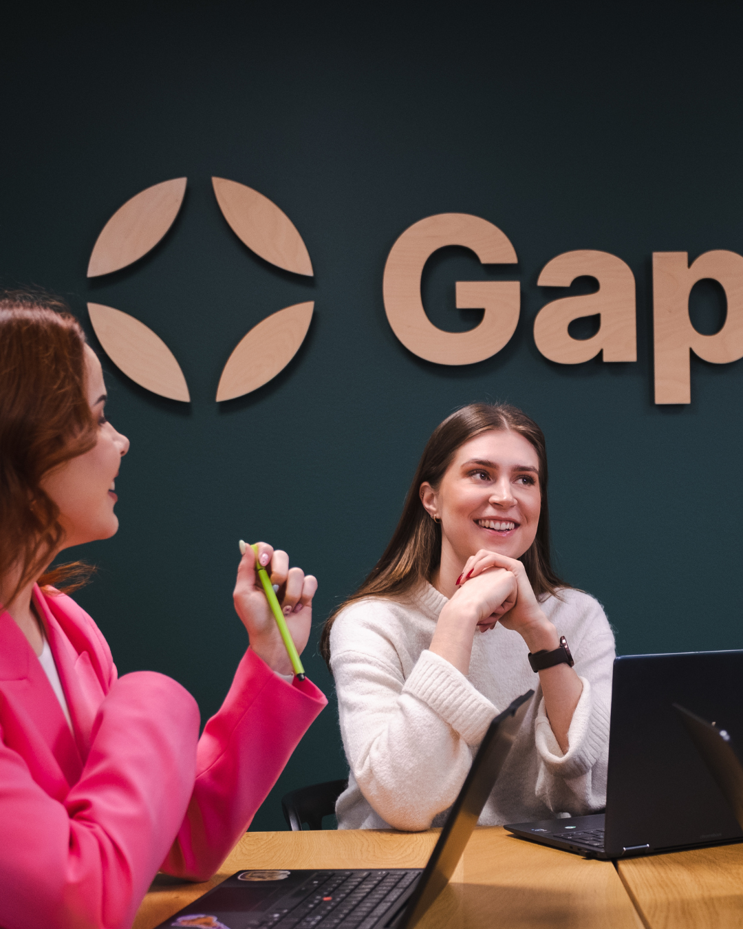 AI Solutions Sales Executive-1